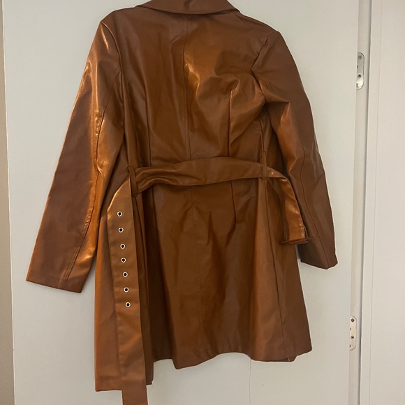 NWT Faux Leather Trench Coat - Picture 5 of 5